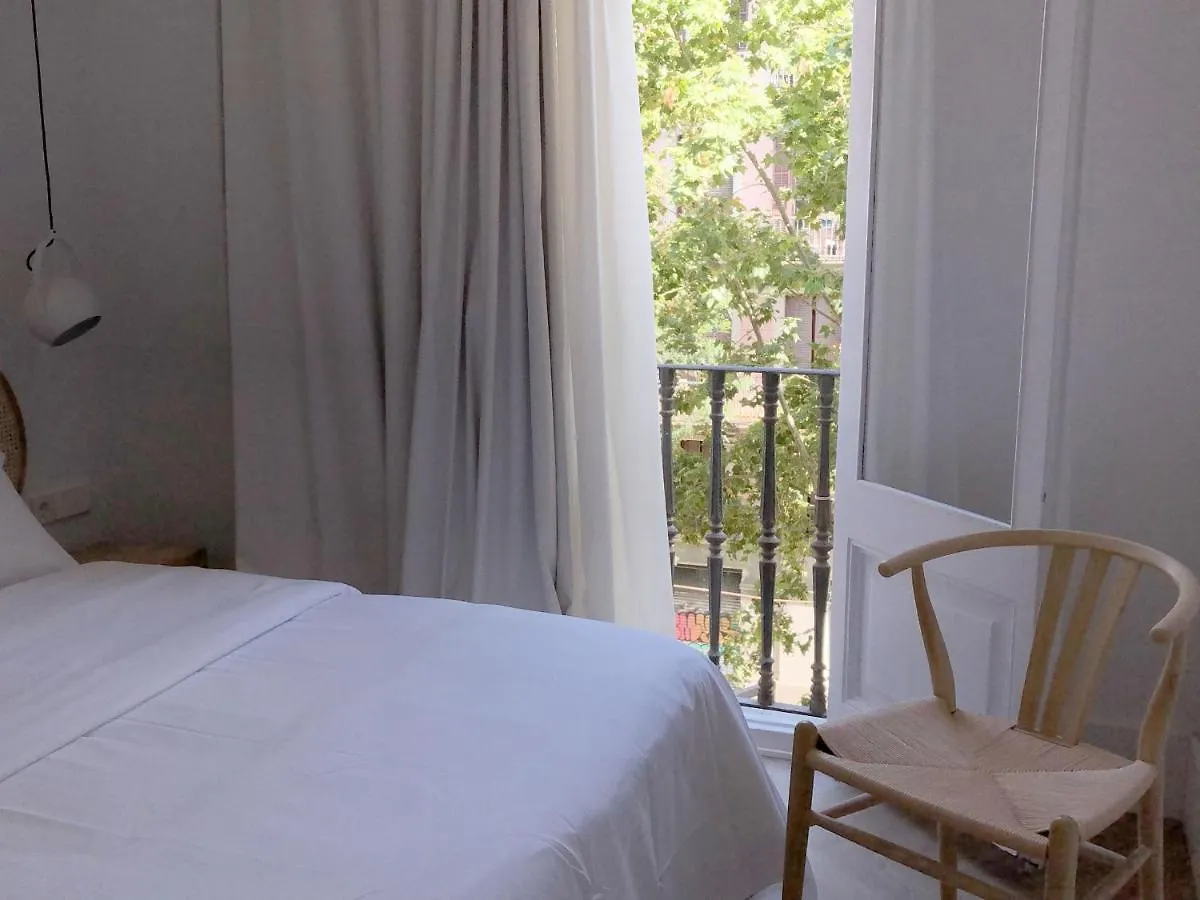 The Mo House Hotell Barcelona 2*,